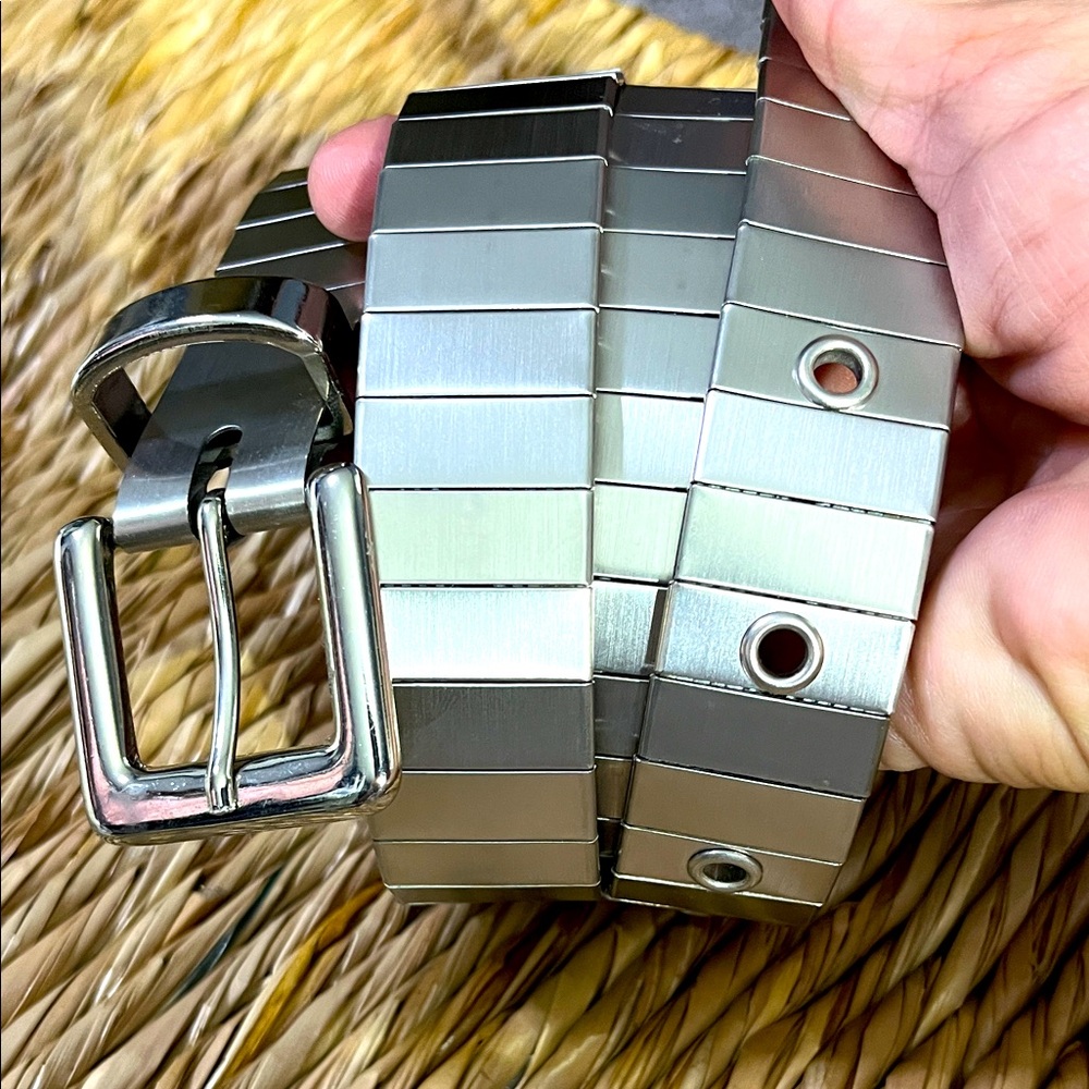 Belt—women’s stainless steel belt, length is 38.5 end to end. medium